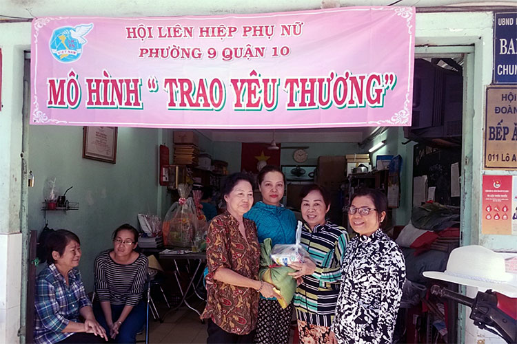 Image: Trao yêu thương - Nhận hạnh phúc